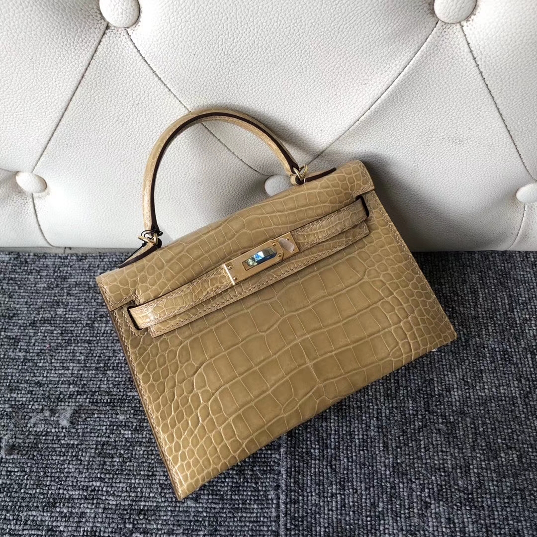 hermès(爱马仕)mini kelly ll alligator shiny 亮面鳄鱼 杏色 奶茶