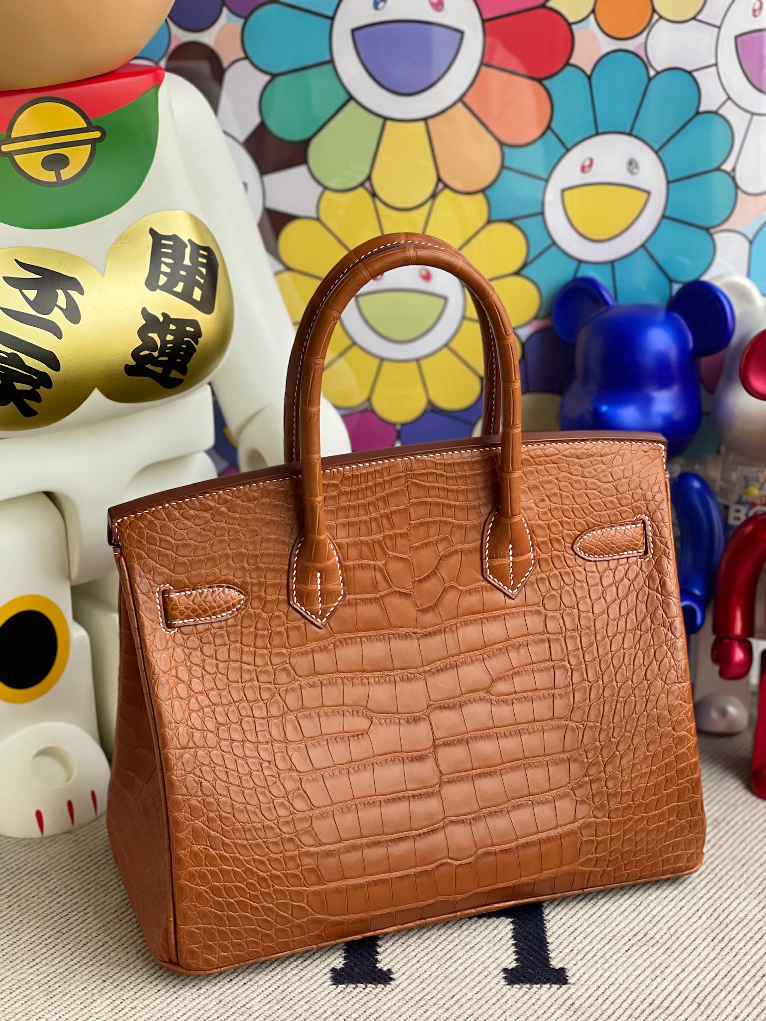 Hermès（爱马仕）Birkin 铂金包 Alligator matt 雾面鳄鱼 马鞍棕色 金扣 30cm 顶级手缝