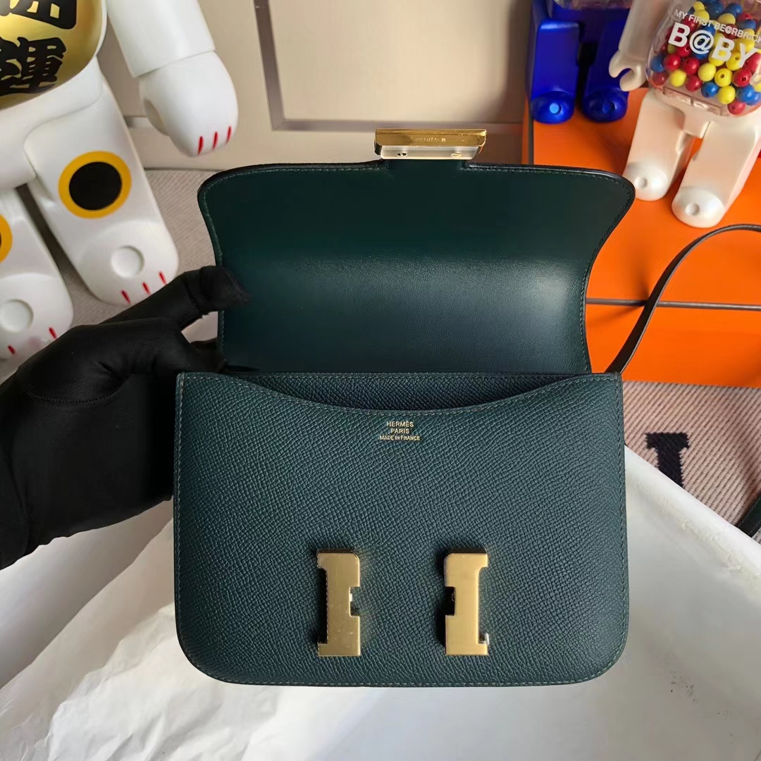Hermès（爱马仕）Constance 空姐包 Epsom 6O 松柏绿 金扣 19cm 顶级工艺 全手工缝制