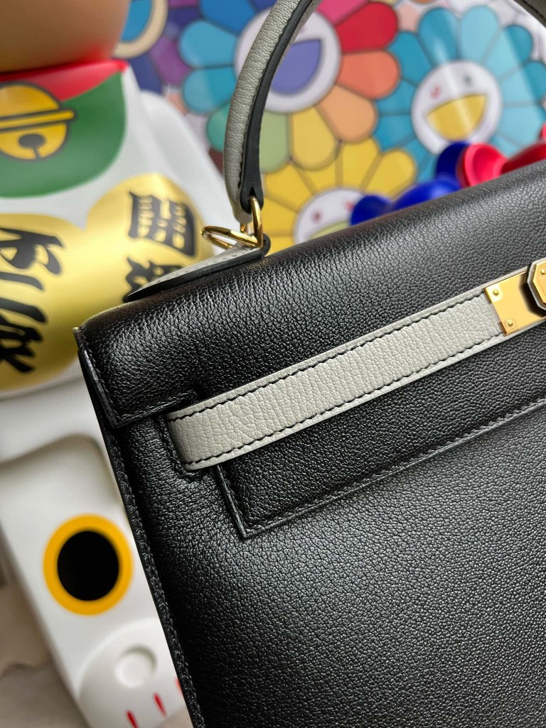 Hermès（爱马仕）Kelly 凯莉包 Chevre 山羊皮 黑色 拼 海鸥灰 金扣 32cm 顶级手缝 现货