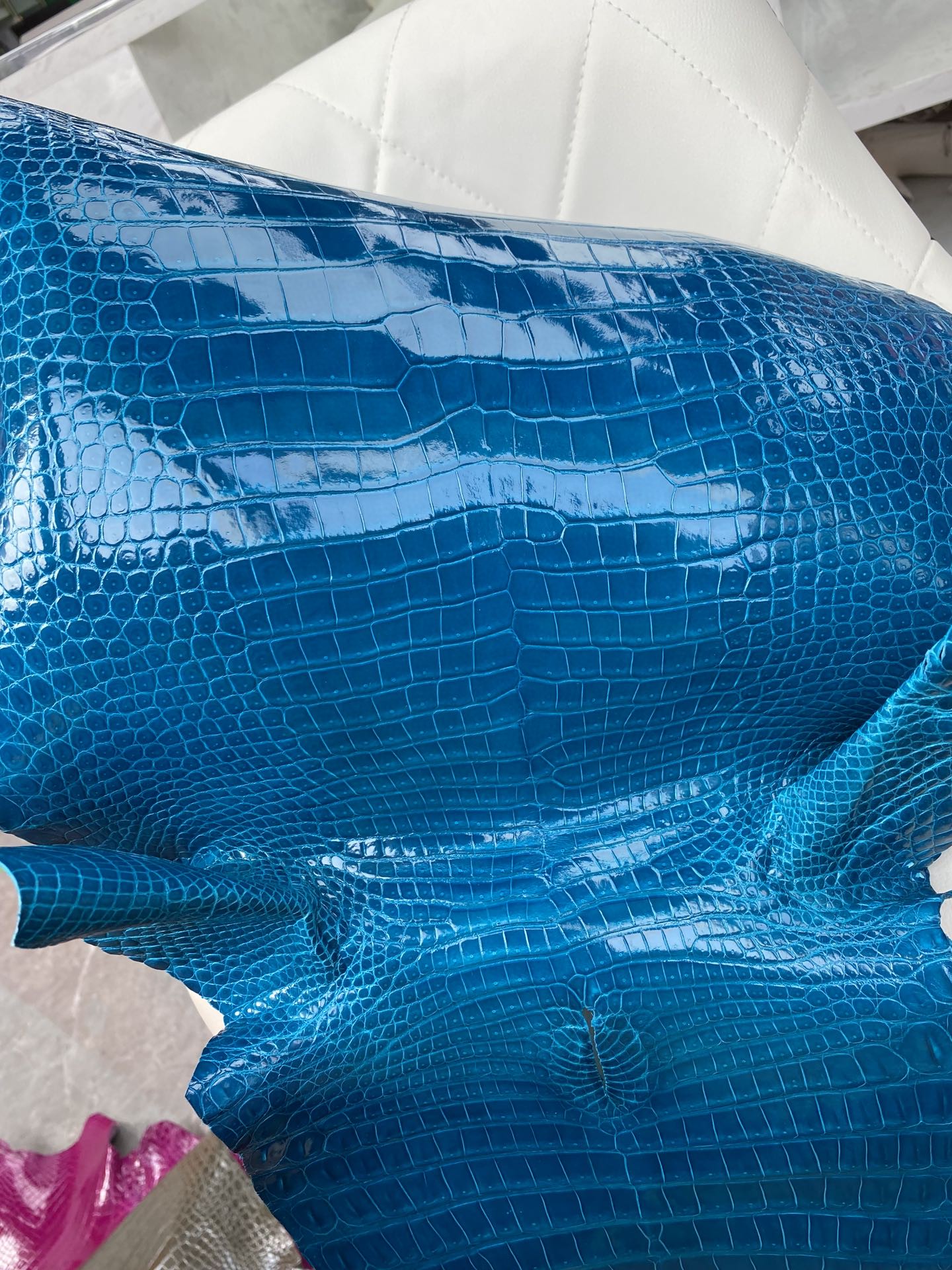 Hermès（爱马仕）新到鳄鱼 Porosus shiny 亮面澳洲湾鳄 7W 伊兹密尔蓝