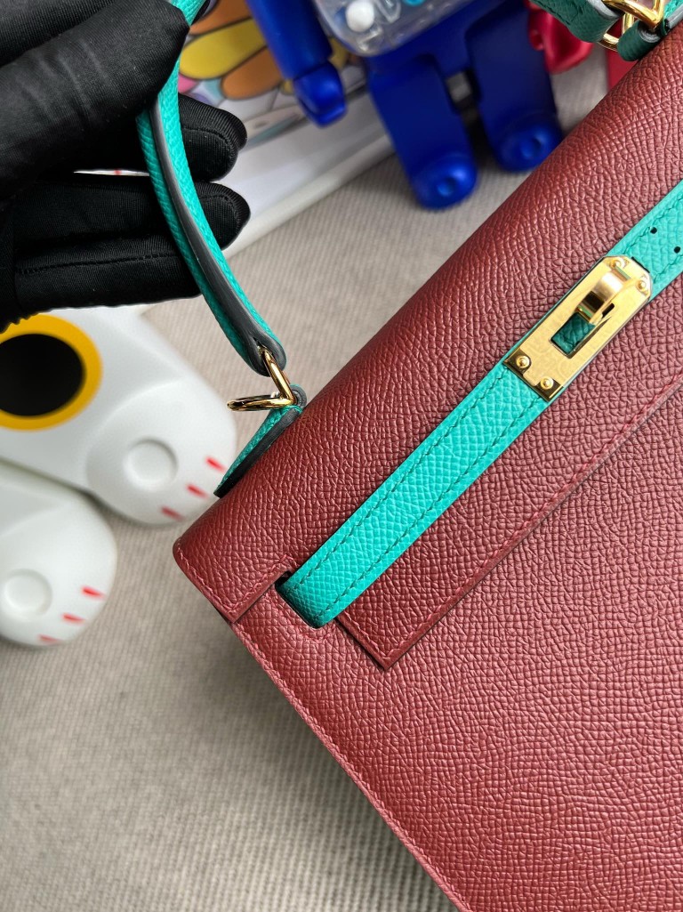 Hermès（爱马仕）Kelly 凯莉包 Epsom 原厂掌纹皮 爱马仕红 拼 丝绒绿 金扣 马蹄印 25cm