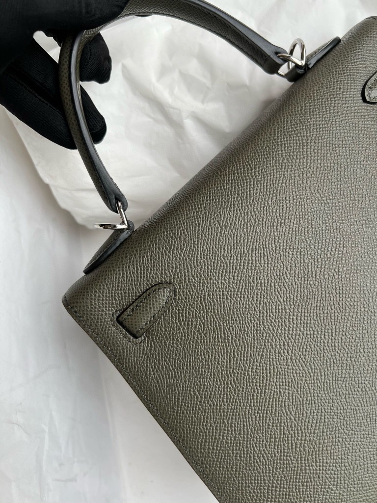 Hermès（爱马仕）Kelly 凯莉包 掌纹皮 Epsom C6 灰绿色 银扣 25cm