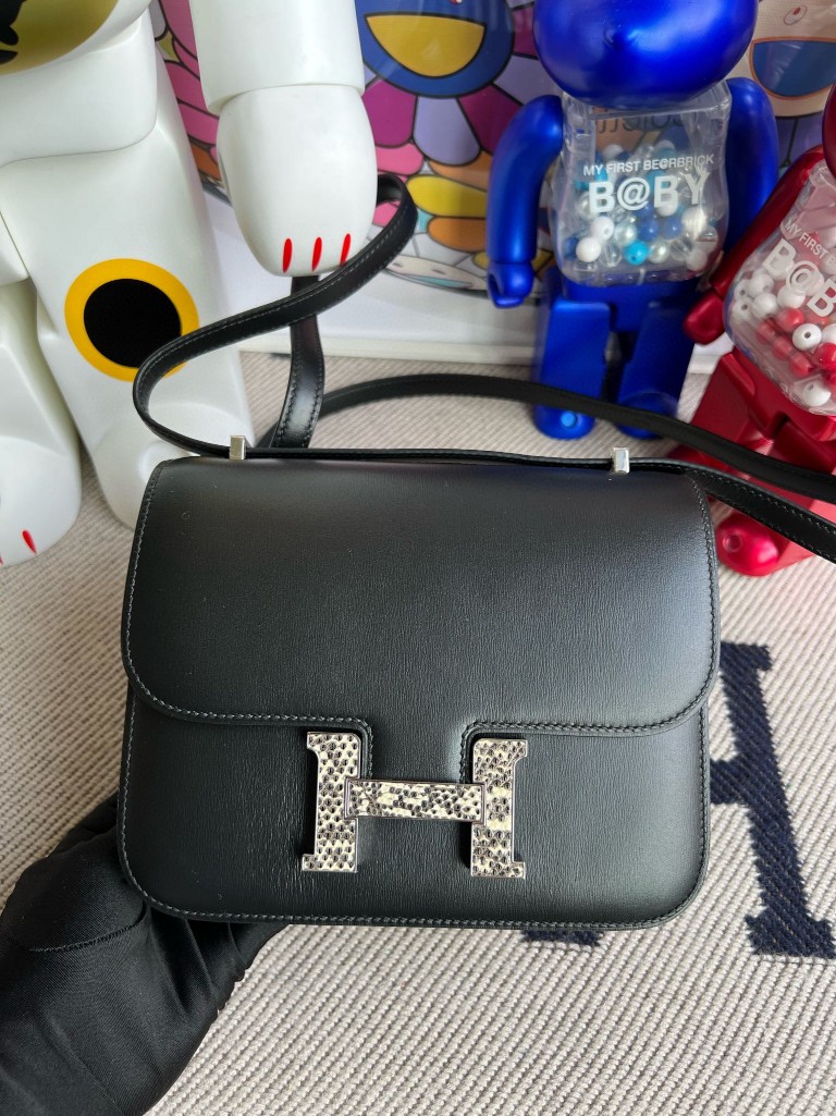 Hermès（爱马仕）Constance 康斯坦斯 boxcalf 黑色 拼 蜥蜴扣 18cm