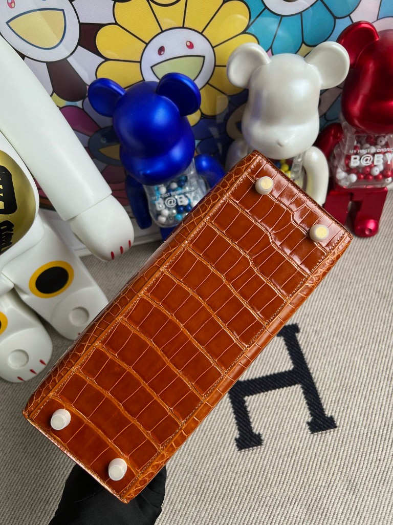 Hermès（爱马仕）Kelly 凯莉包 Alligator shiny 亮面鳄鱼 ck31 蜜糖棕 miel 金扣 25cm 顶级手缝