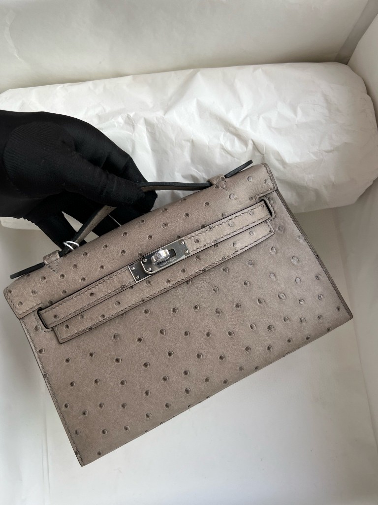 Hermès（爱马仕）Mini pochette Ostrich kk 鸵鸟 M8 沥青灰 gris ashpite 银扣 22cm
