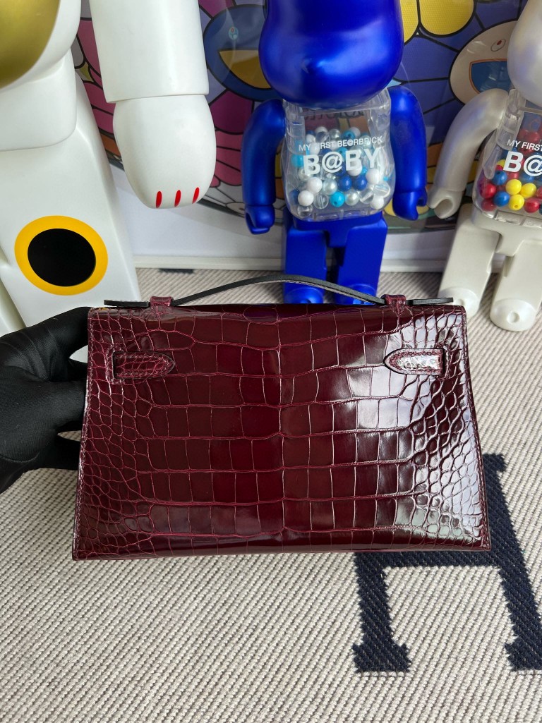Hermès（爱马仕）Mini pochette Alligator shiny 亮面鳄鱼 波尔多酒红 Bordeaux 金扣 22cm