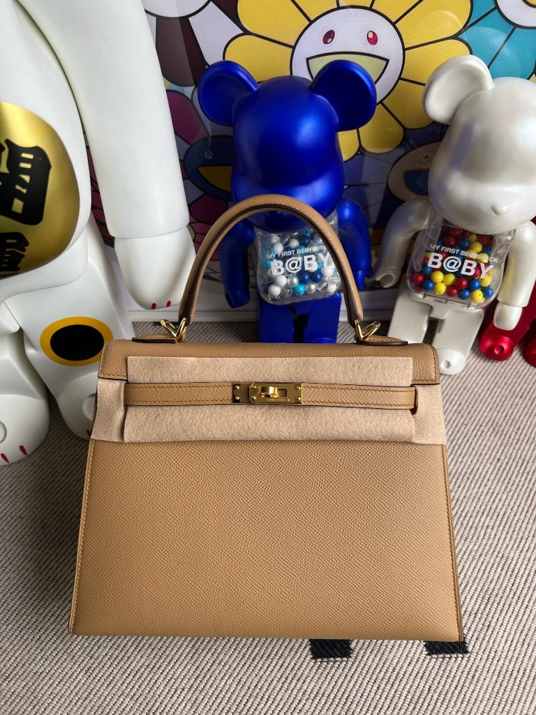 Hermès（爱马仕）kelly 凯莉包 原厂掌纹皮 Epsom 饼干色 Biscuit 金扣 25cm 顶级手缝