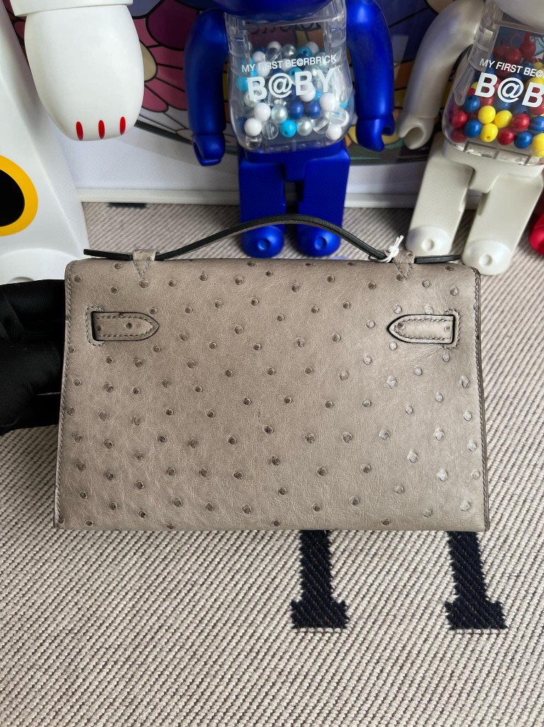Hermès（爱马仕）Mini pochette Ostrich kk 鸵鸟 M8 沥青灰 gris ashpite 银扣 22cm