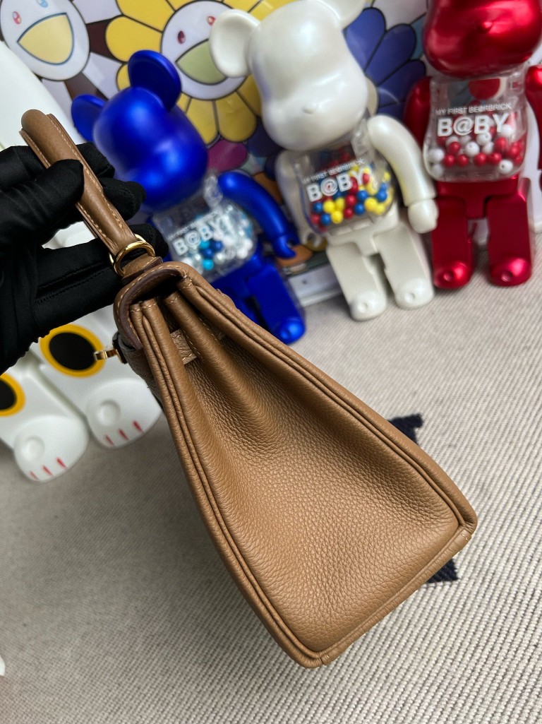 Hermès（爱马仕）Kelly 凯莉包 原厂小牛皮 togo 3G 栗子色 Alezan 金扣 25cm 顶级手缝