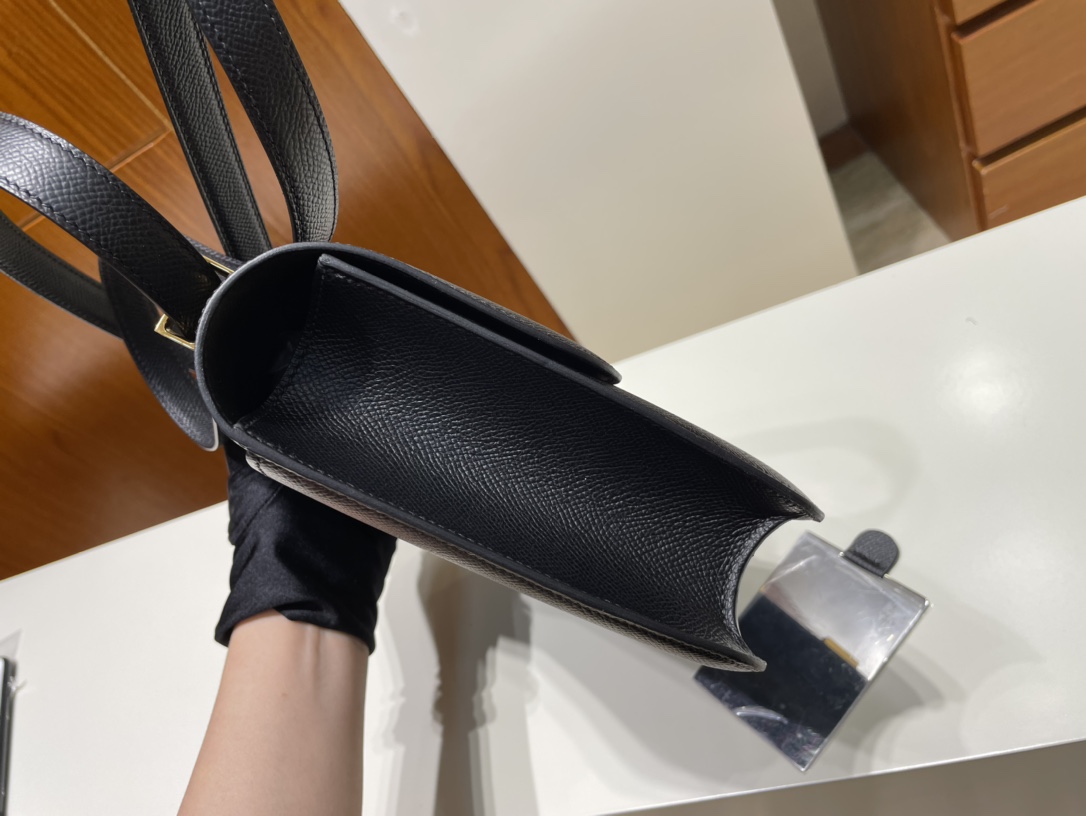 Hermès（爱马仕）Constance 康康 Epsom 新款单层 ck89 黑色 Noir 金扣 GHW 24cm
