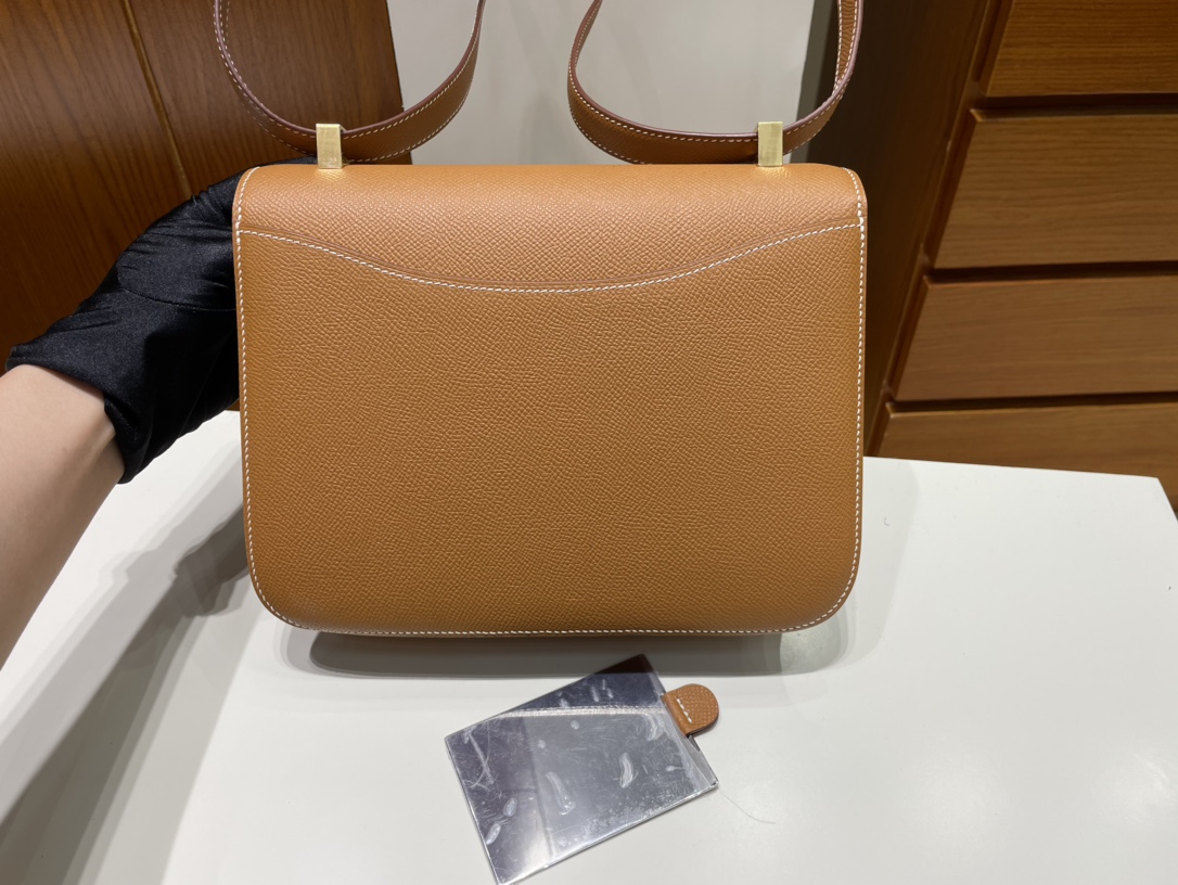 Hermès（爱马仕）Constance 康康 Epsom 新款单层 ck37 金棕色 Gold 金扣 GHW 24cm