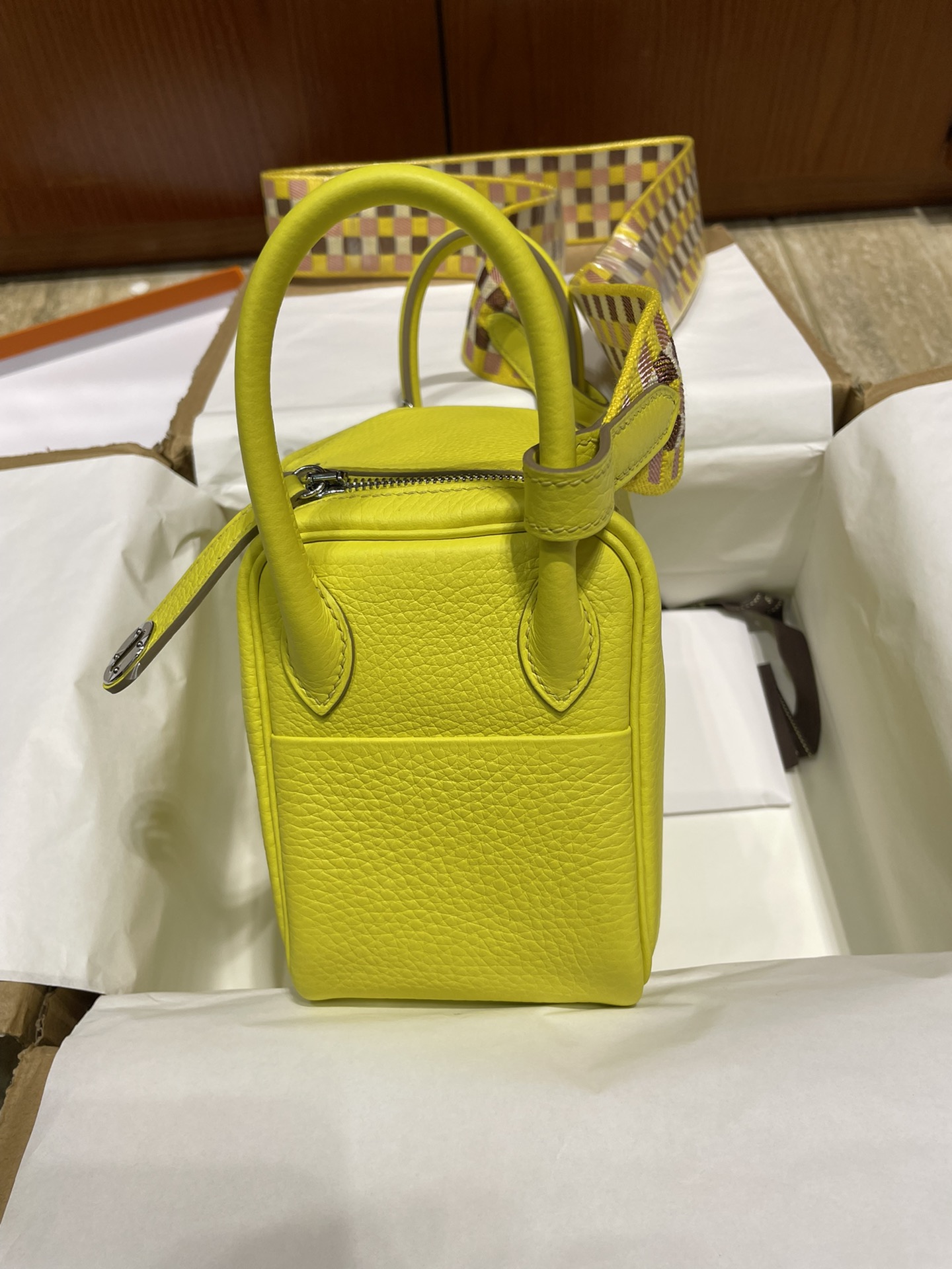 Hermès（爱马仕）Mini lindy Clemence 新款 柠檬黄 宽编织肩带 银扣 PHW 顶级手缝
