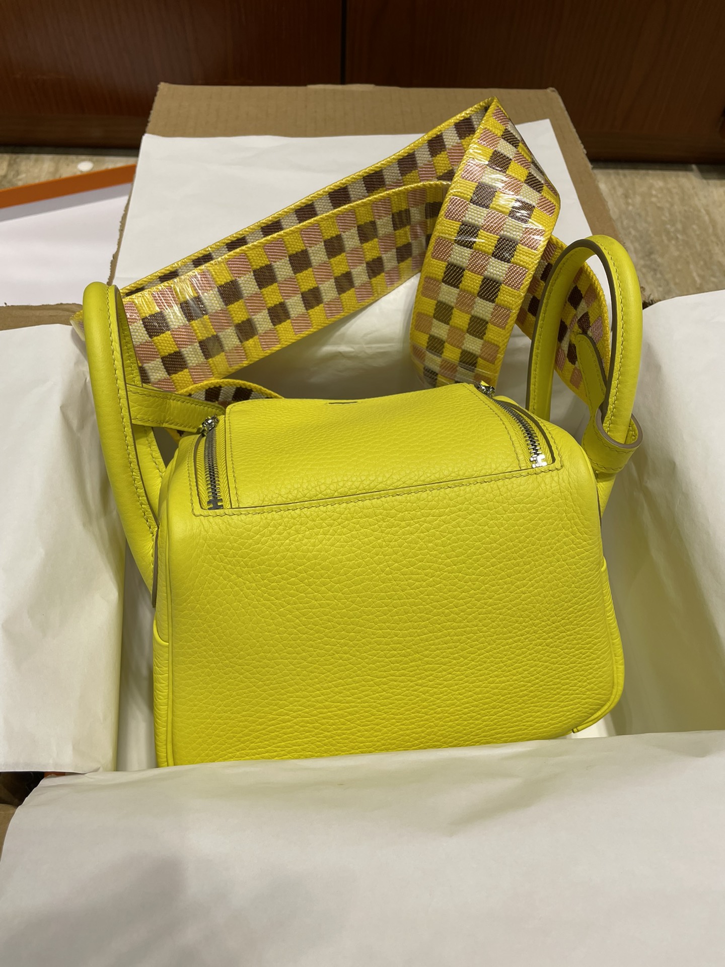 Hermès（爱马仕）Mini lindy Clemence 新款 柠檬黄 宽编织肩带 银扣 PHW 顶级手缝