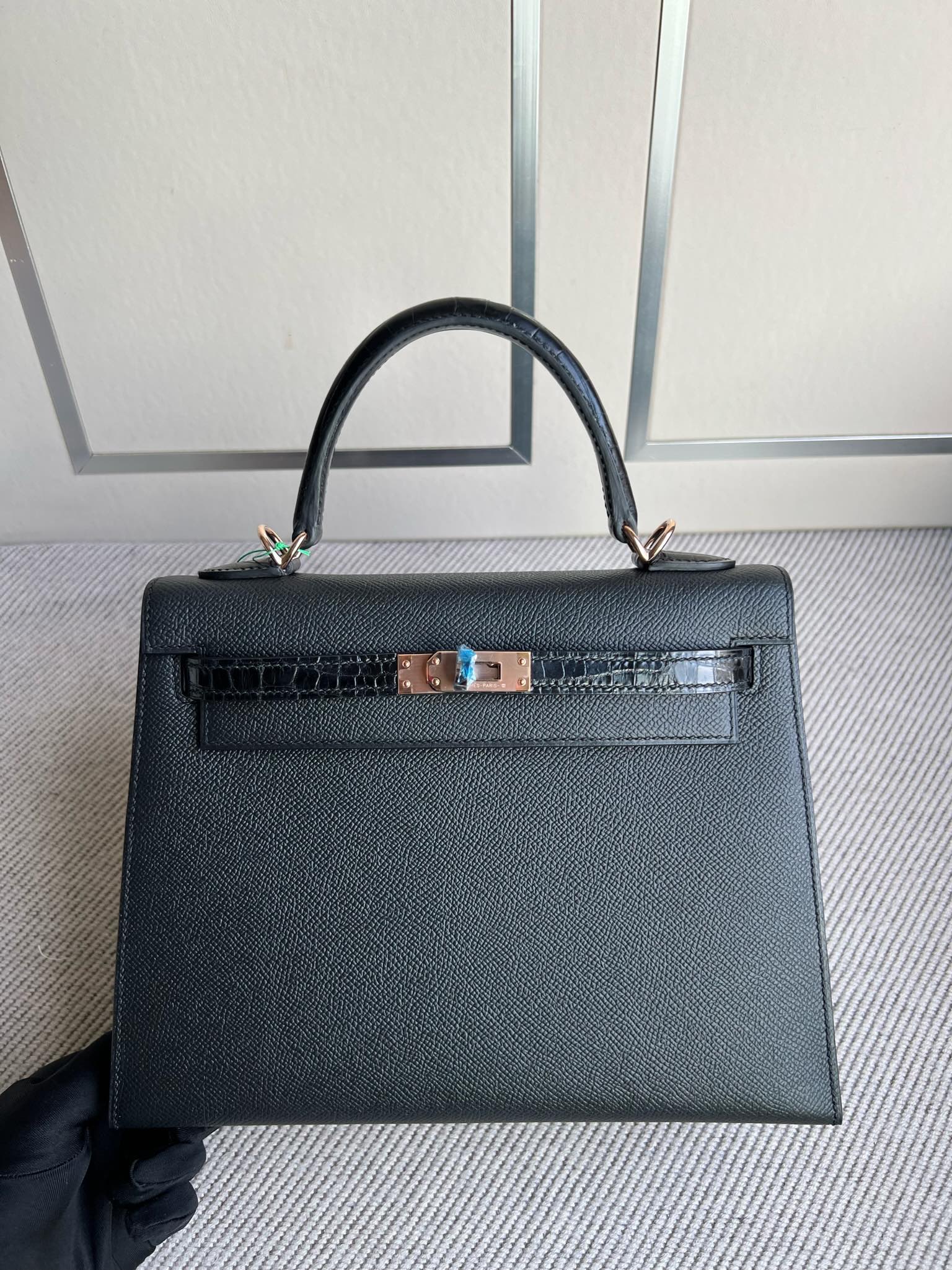 Hermès（爱马仕）Kelly 凯莉包 Touch 系列 Epsom 原厂掌纹皮 拼 亮面鳄鱼 ck89 黑色 Noir 玫瑰金扣 25cm 顶级手缝
