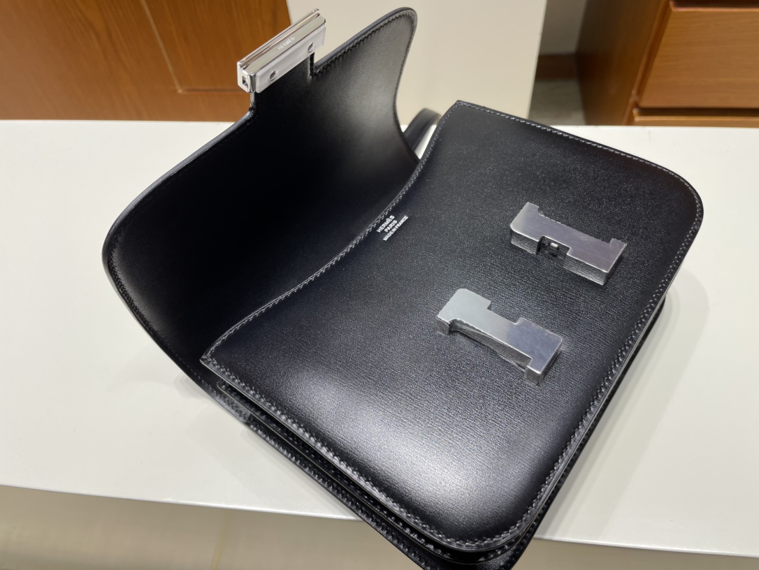 Hermès（爱马仕）Constance 空姐包 Boxcalf ck89 黑色 Noir 银扣 PHW 18cm 顶级手缝
