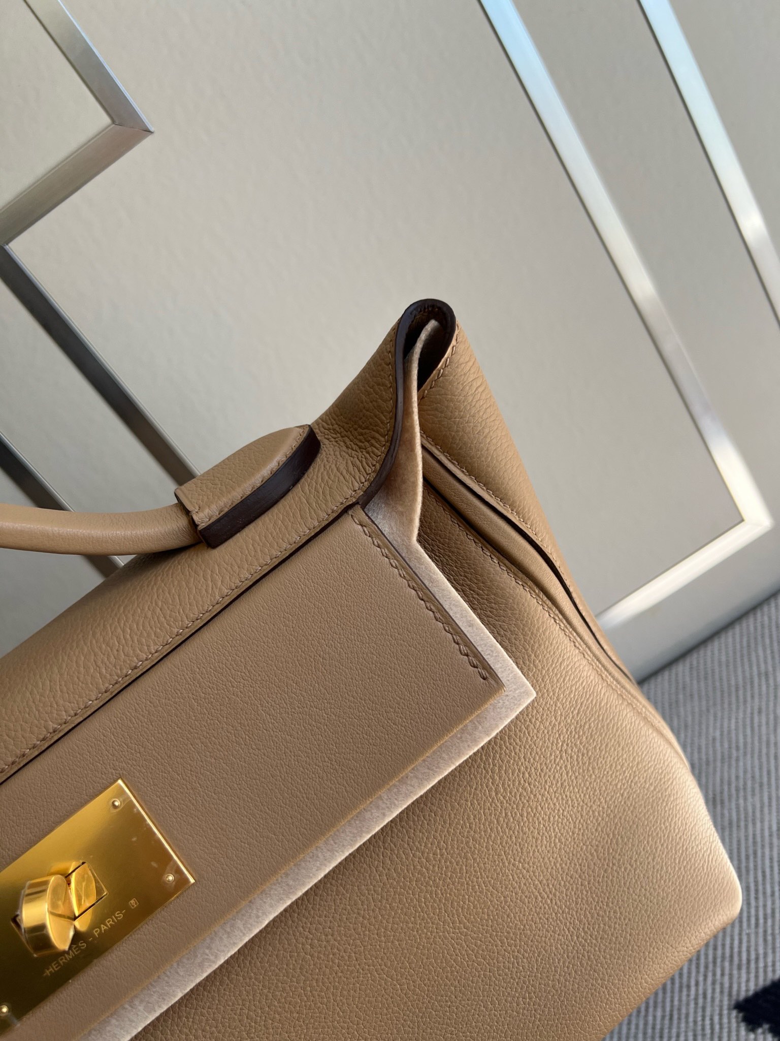 Hermès（爱马仕）Kelly 2424 chai 奶茶色 金扣 GHW 29cm 顶级手缝