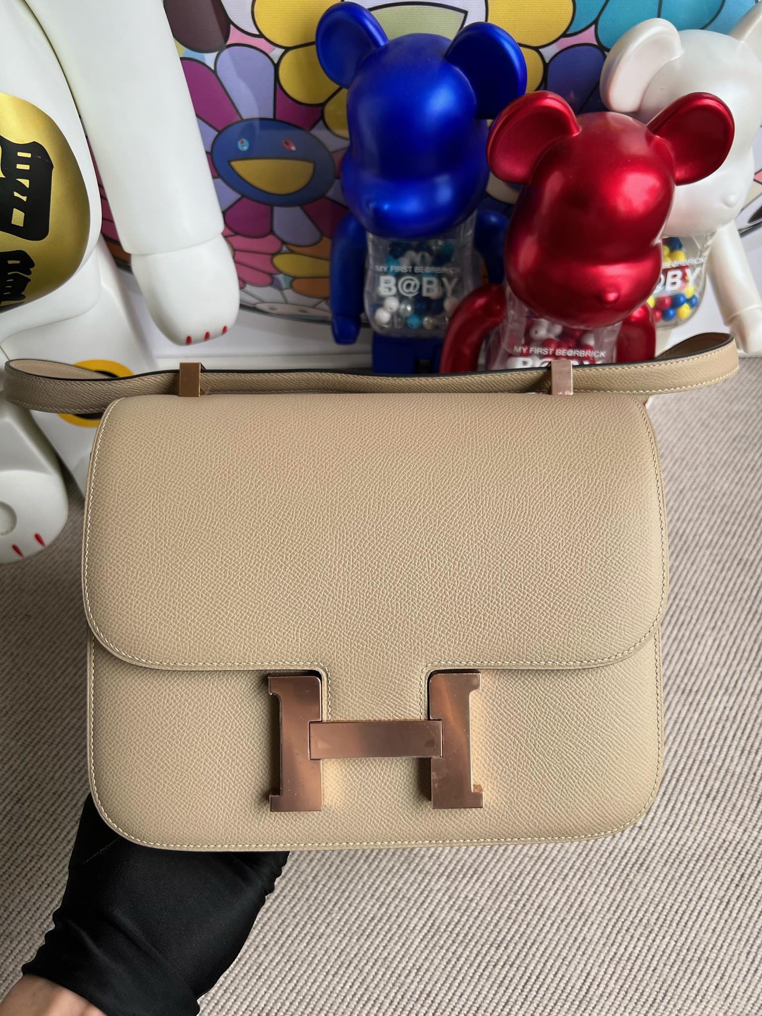 Hermès（爱马仕）Constance 康康 Epsom 原厂掌纹皮 S2 风衣灰 内拼 奶茶色 玫瑰金扣 24cm 顶级手缝