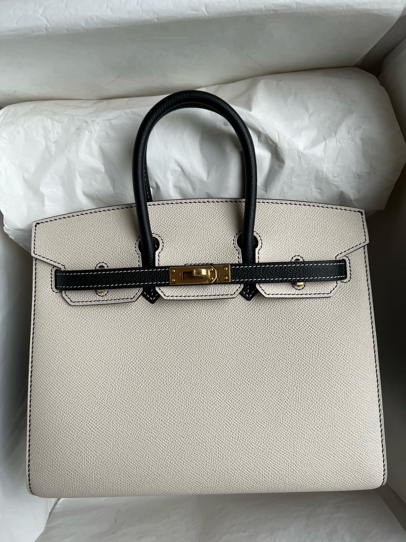 Hermès（爱马仕）Birkin 铂金包 sellier 外粉 epsom 原厂掌纹皮 奶昔白 拼 黑色 25cm 金扣 GHW 马蹄印