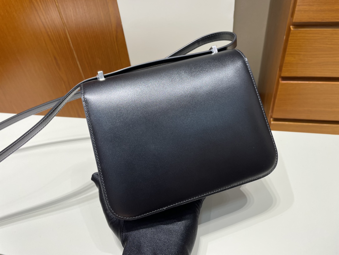 Hermès（爱马仕）Constance 空姐包 Boxcalf ck89 黑色 Noir 银扣 PHW 18cm 顶级手缝