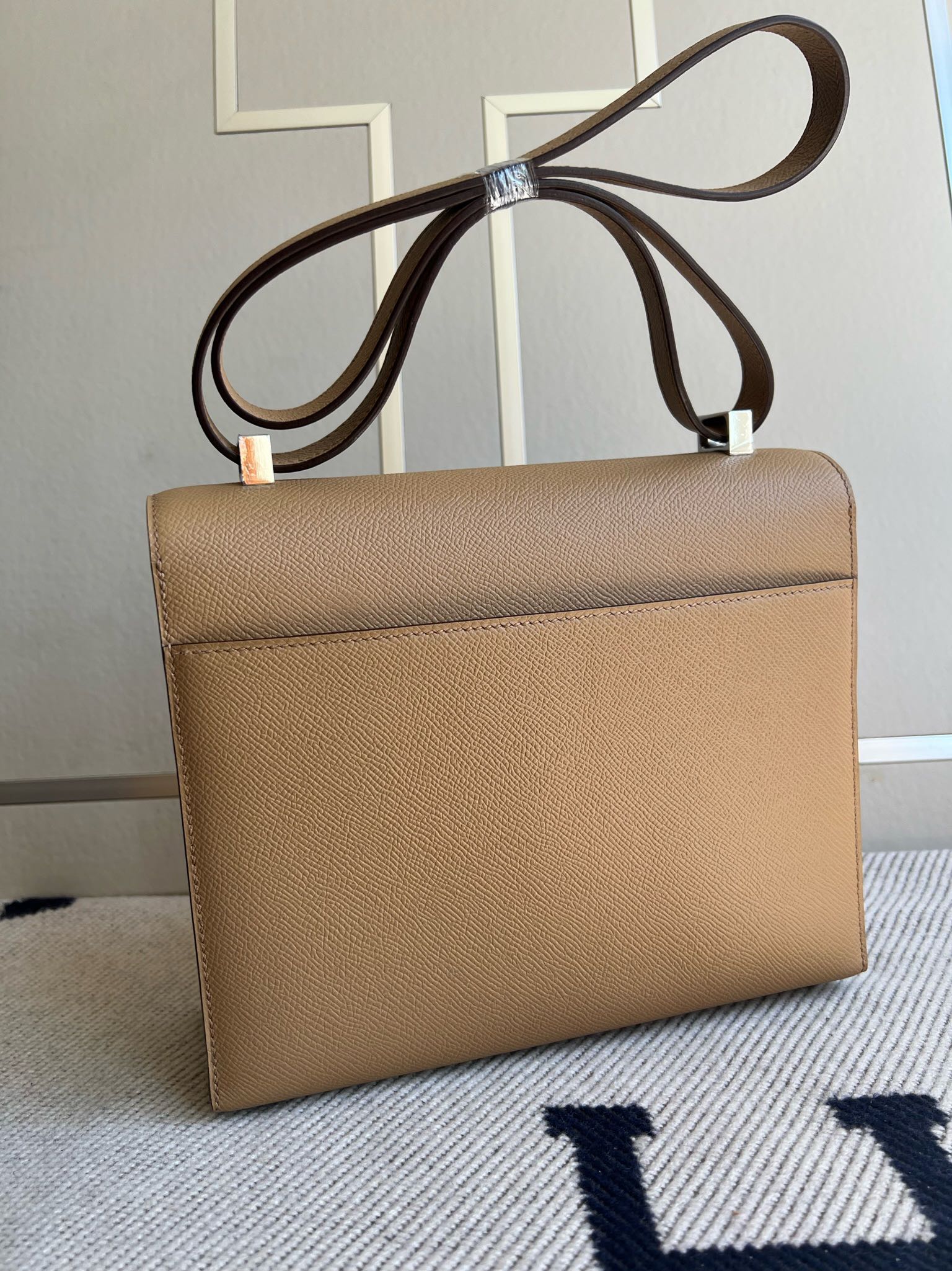 Hermès（爱马仕）Verrou 机枪包 Epsom Chai 拉茶色 银扣 PHW 21cm 顶级手缝