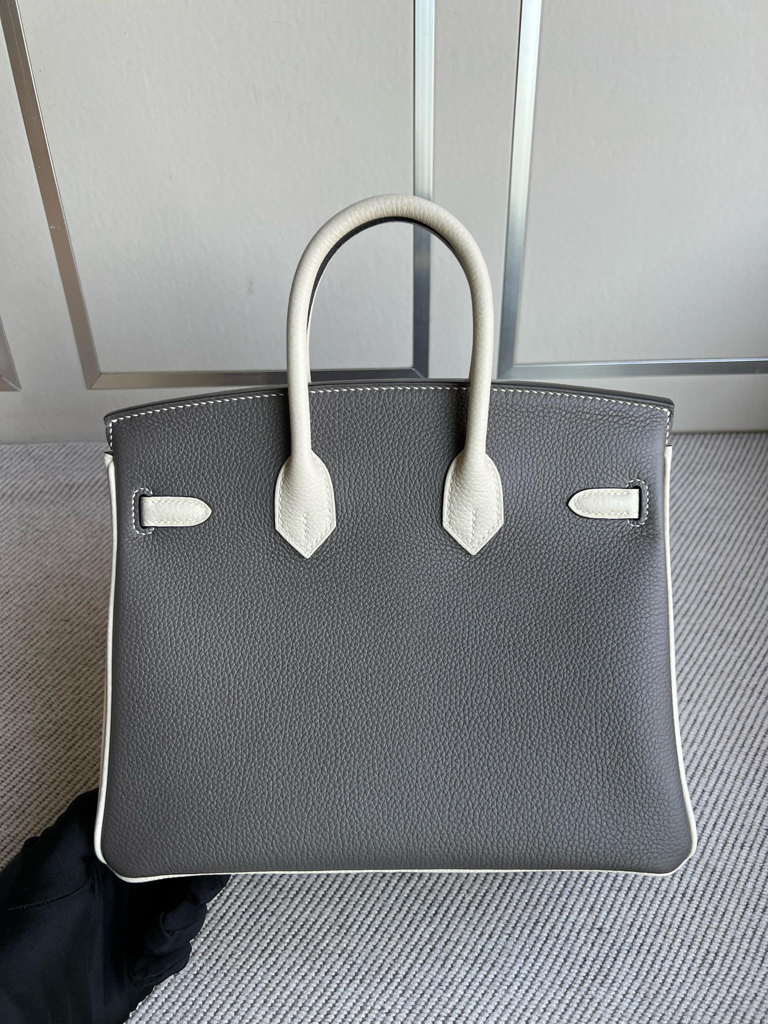 Hermès（爱马仕）Birkin Togo 8F 锡器灰 Etain 拼 奶昔白 Craie 磨砂金扣 马蹄印 25cm 顶级手缝
