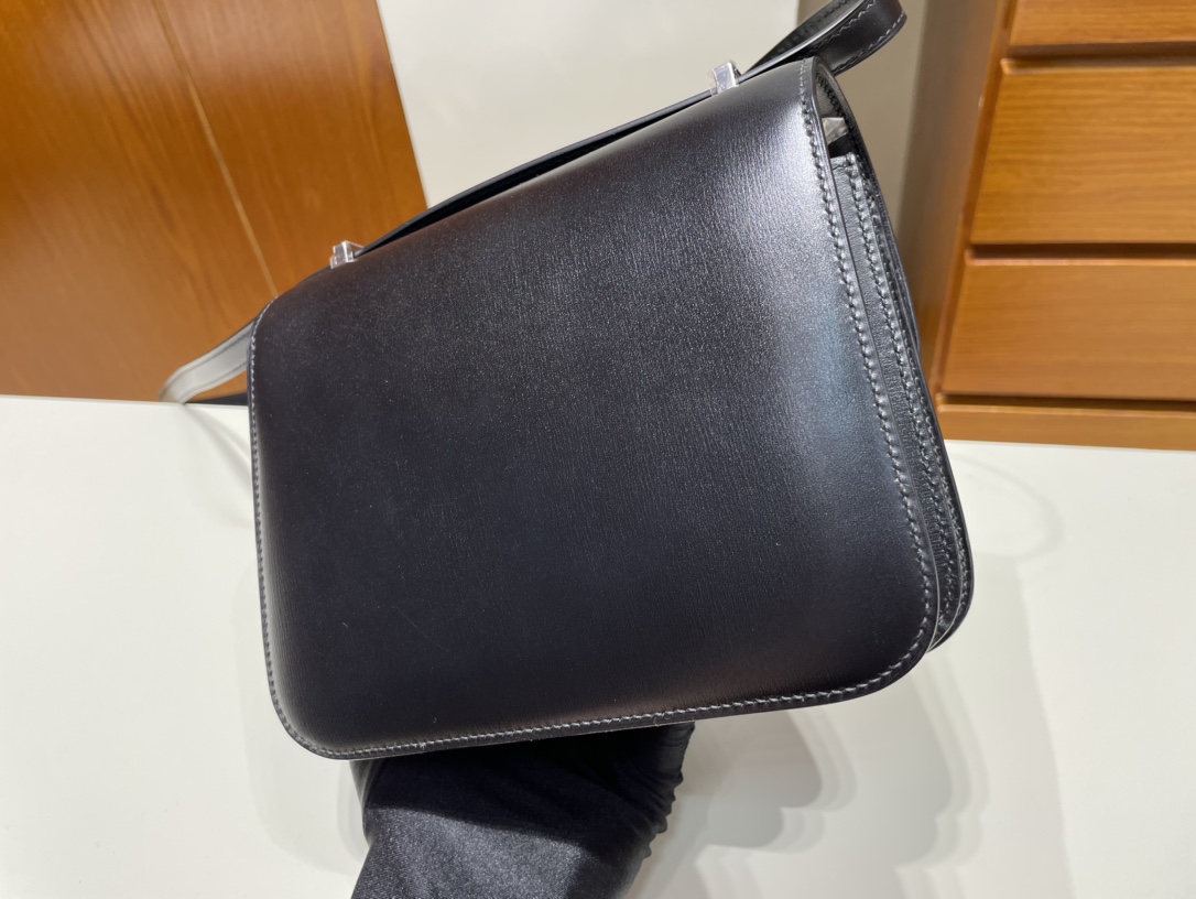 Hermès（爱马仕）Constance 空姐包 Boxcalf ck89 黑色 Noir 银扣 PHW 18cm 顶级手缝