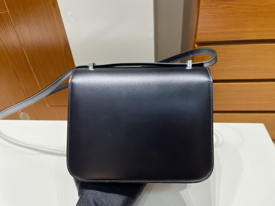 Hermès（爱马仕）Constance 空姐包 Boxcalf ck89 黑色 Noir 银扣 PHW 18cm 顶级手缝