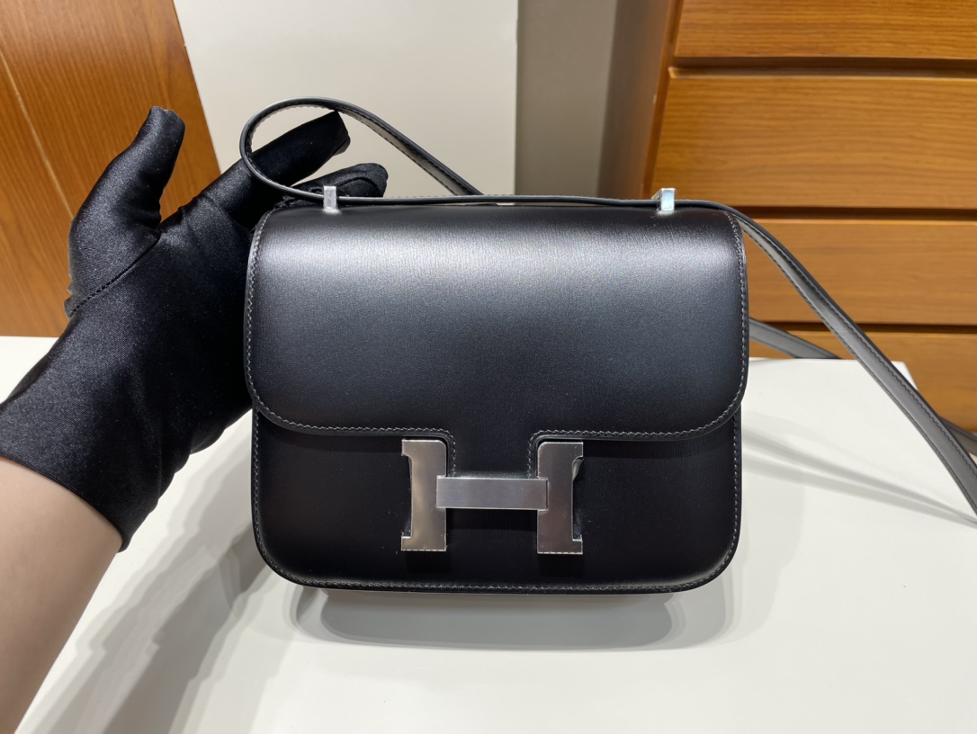 Hermès（爱马仕）Constance 空姐包 Boxcalf ck89 黑色 Noir 银扣 PHW 18cm 顶级手缝