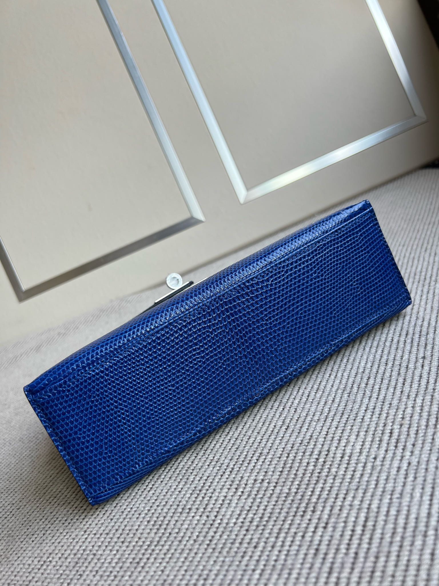 Hermès（爱马仕）Mini pochette Lizard 进口亮面蜥蜴 7T 电光蓝 Blue eletric 银扣 PHW 22cm 手拿包 晚宴包