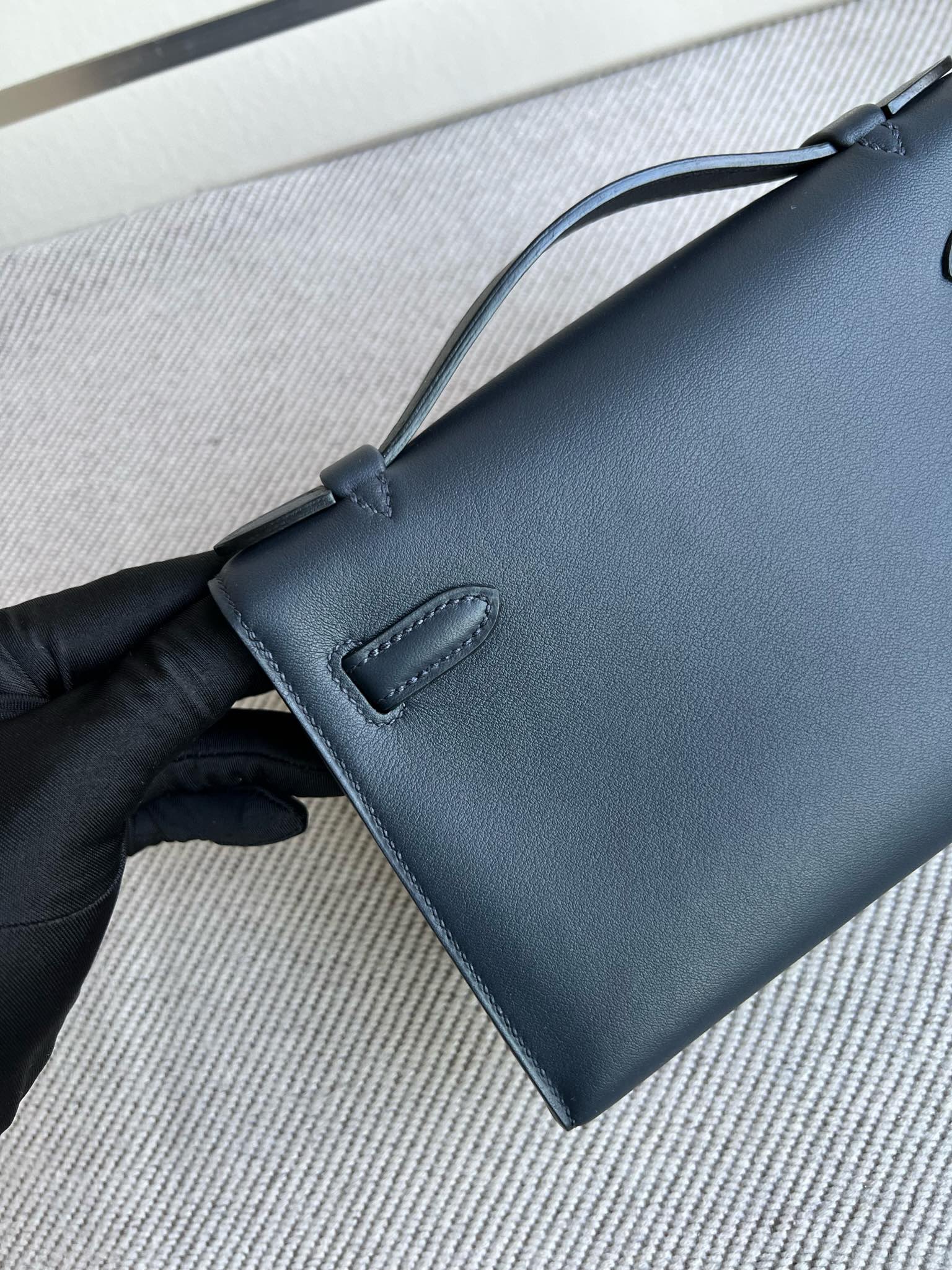 Hermès（爱马仕）Mini pochette Swift 深海蓝 blue indigo 银扣 PHW 22cm 手拿包 晚宴包