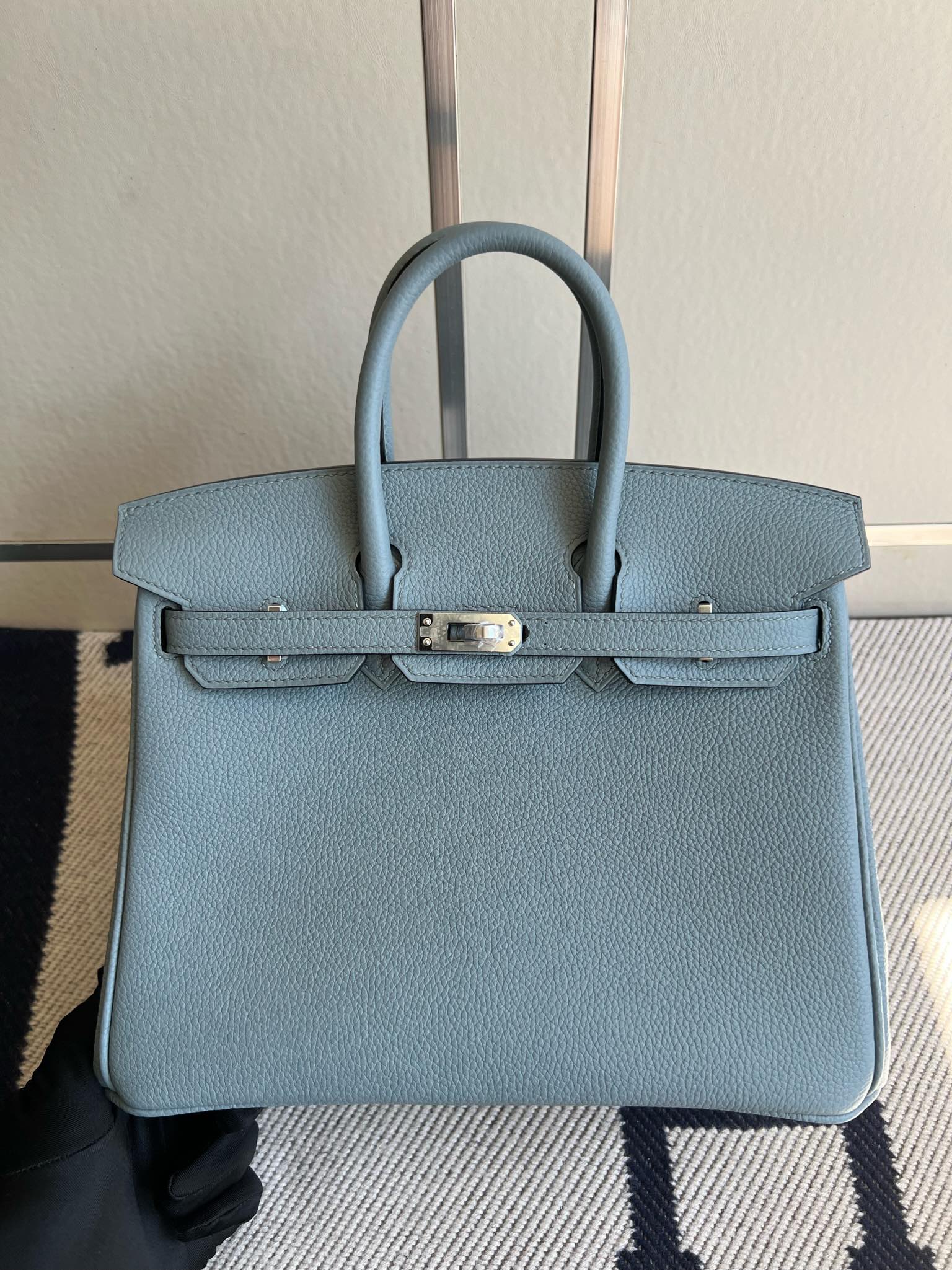 Hermès（爱马仕）Birkin 铂金包 原厂小牛皮 togo J7 亚麻蓝 内拼 威玛犬米色 银扣 PHW 马蹄印 25cm