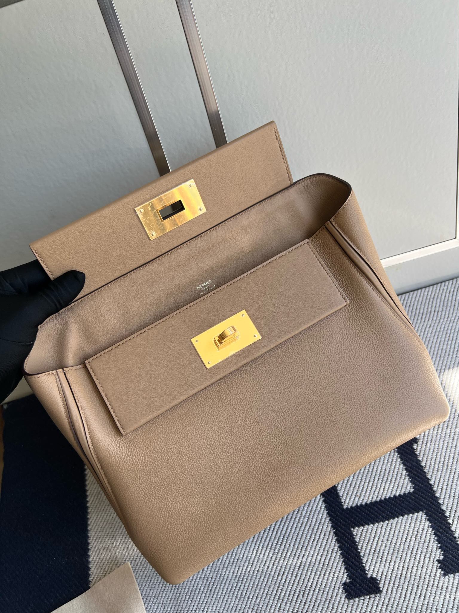 Hermès（爱马仕）Kelly 2424 chai 奶茶色 金扣 GHW 29cm 顶级手缝