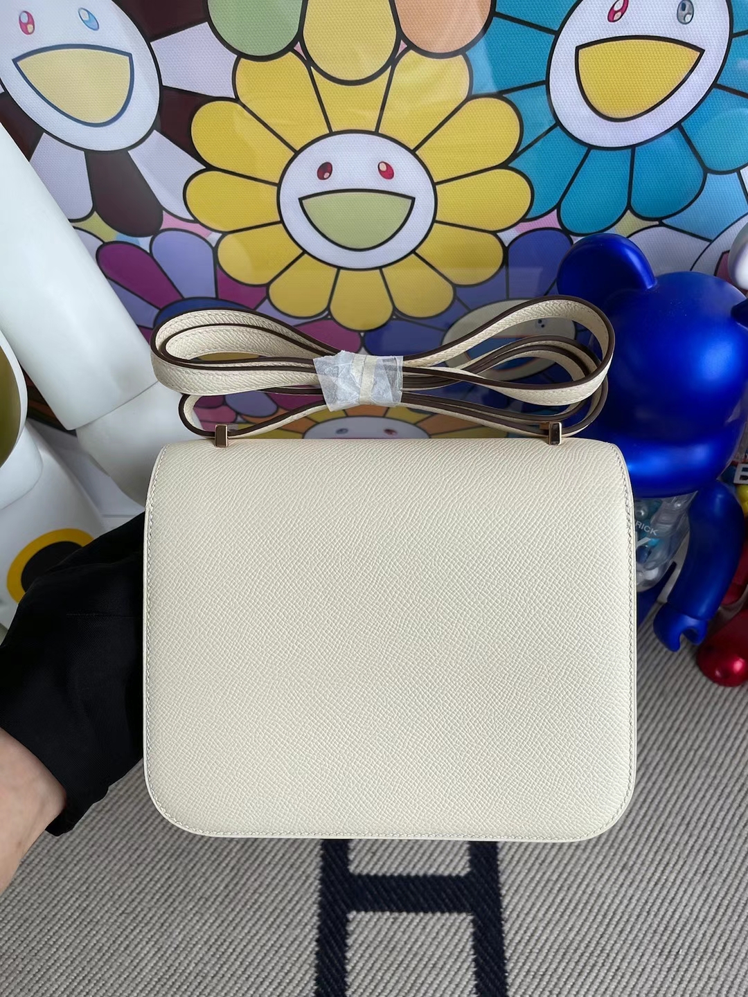 Hermès（爱马仕）Constance 康康 Epsom i2 奶油白 玫瑰金扣 19cm 全手工蜡线缝制