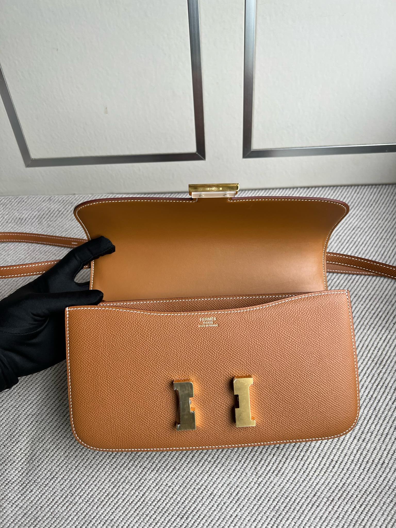 Hermès（爱马仕）Constance elan Epsom 原厂掌纹皮 ck37 金棕色 Gold 金扣 顶级手缝 GHW 26cm