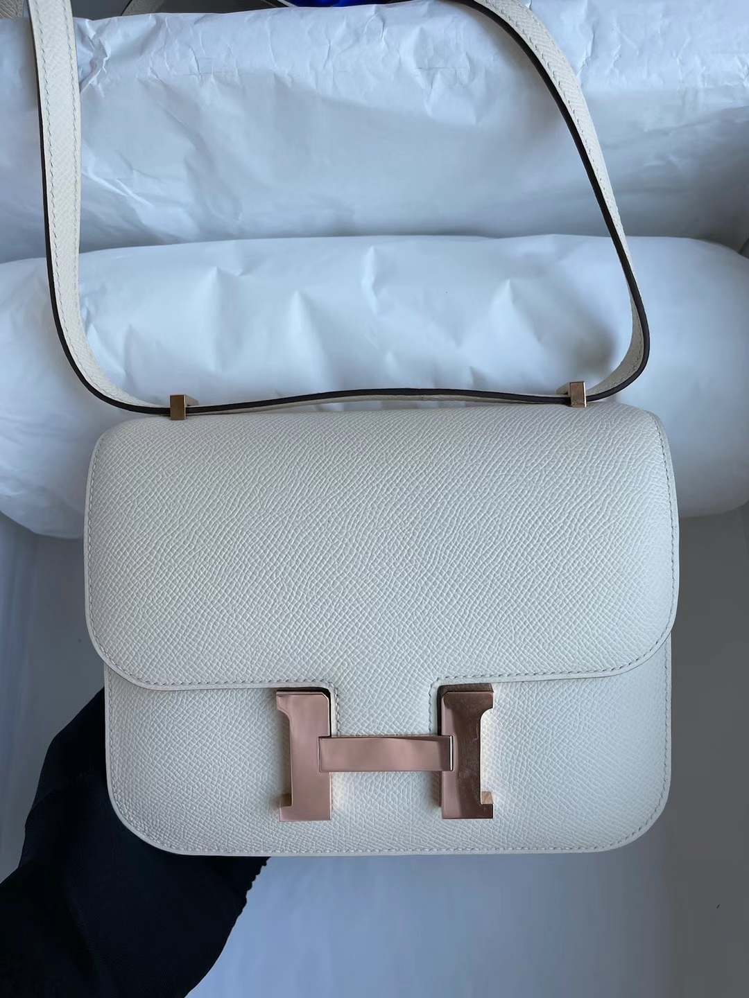 Hermès（爱马仕）Constance 康康 Epsom i2 奶油白 玫瑰金扣 19cm 全手工蜡线缝制