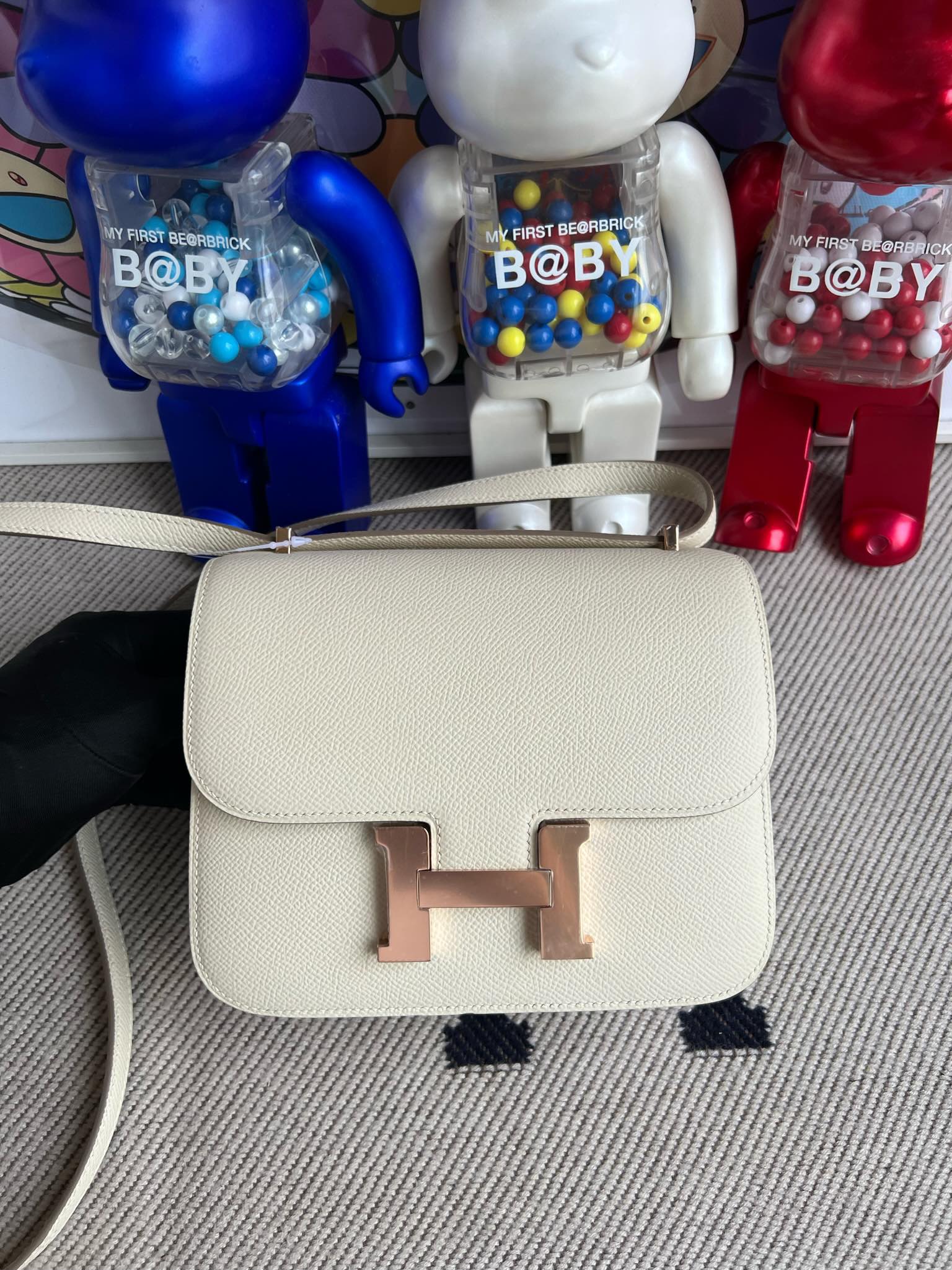 Hermès（爱马仕）Constance 康康 Epsom 原厂掌纹皮 ck10 奶昔白 Craie 玫瑰金扣 18cm 顶级手缝