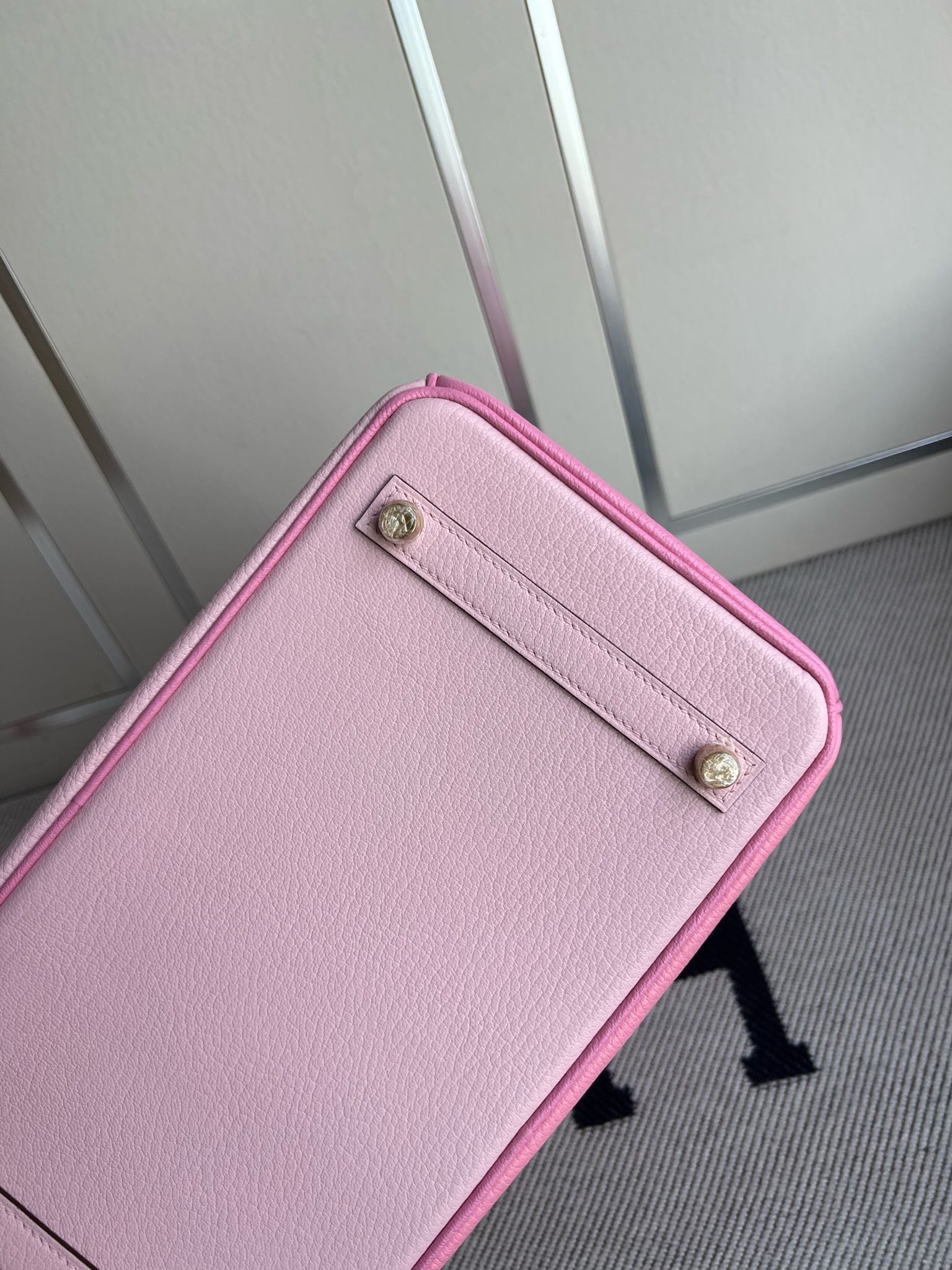 Hermès（爱马仕）Birkin 铂金包 Chevre 山羊皮 3Q 奶昔粉 拼 樱花粉 金扣 GHW 30cm 顶级手缝