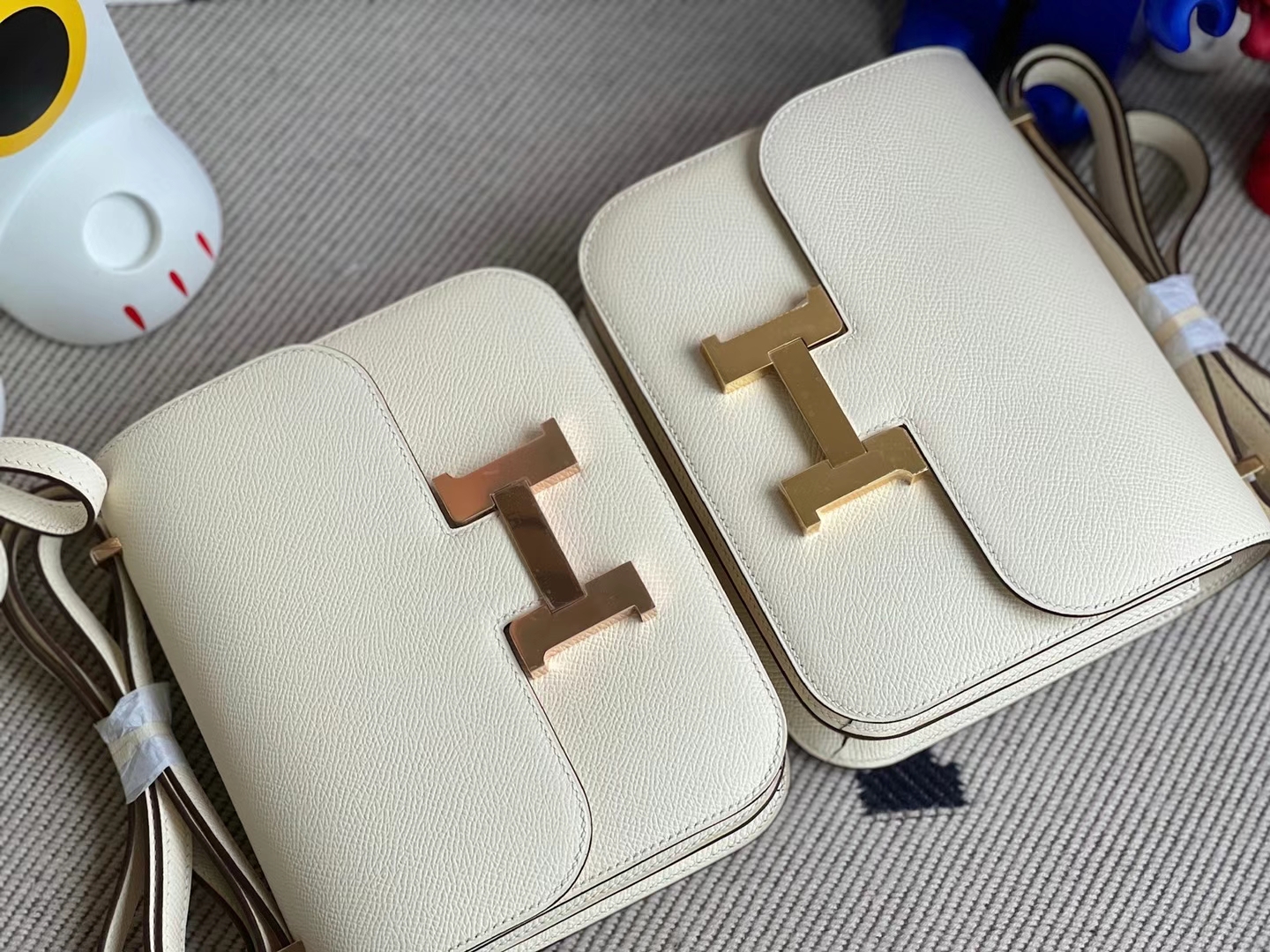 Hermès（爱马仕）Constance 康康 Epsom i2 奶油白 玫瑰金扣 19cm 全手工蜡线缝制