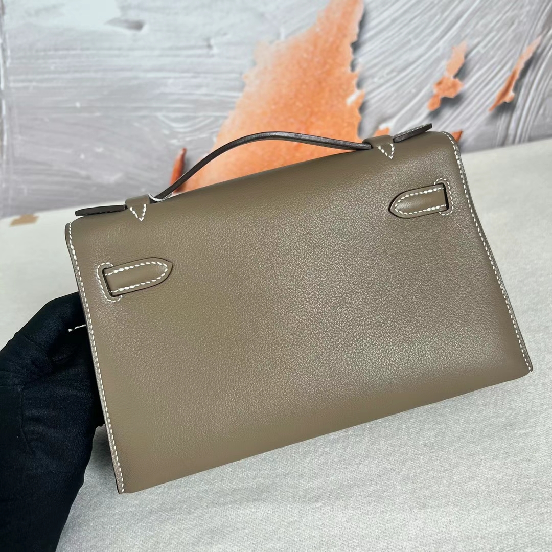 Hermès（爱马仕）Mini Kelly Pochette Swift皮 Ck18 大象灰 银扣 22cm 全手工蜡线缝制 Phw