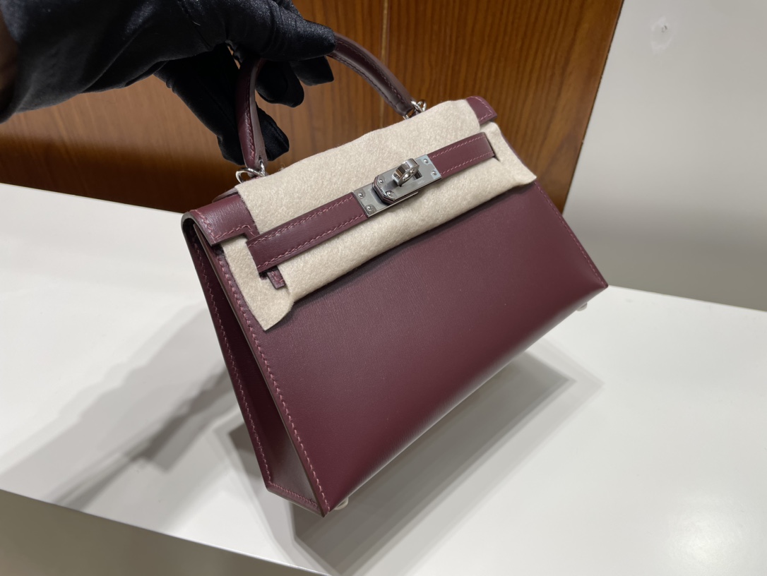 Hermès（爱马仕）Mini kelly 迷你凯莉 Boxcalf 酒红色 银扣 phw 顶级手缝 19cm