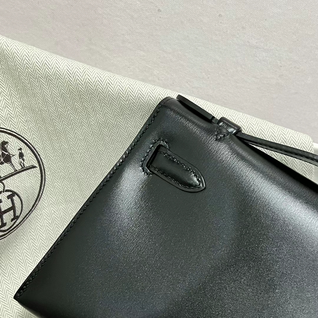 Hermès（爱马仕）Mini Kelly Pochette Box皮 Ck89 黑色 黑扣 22cm 全手工蜡线缝制