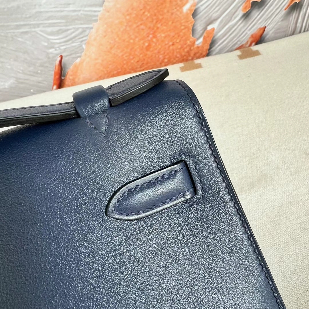 Hermès（爱马仕）Mini Kelly Pochette Swift皮 Ck75 宝石蓝 银扣 22cm 全手工蜡线缝制 Phw