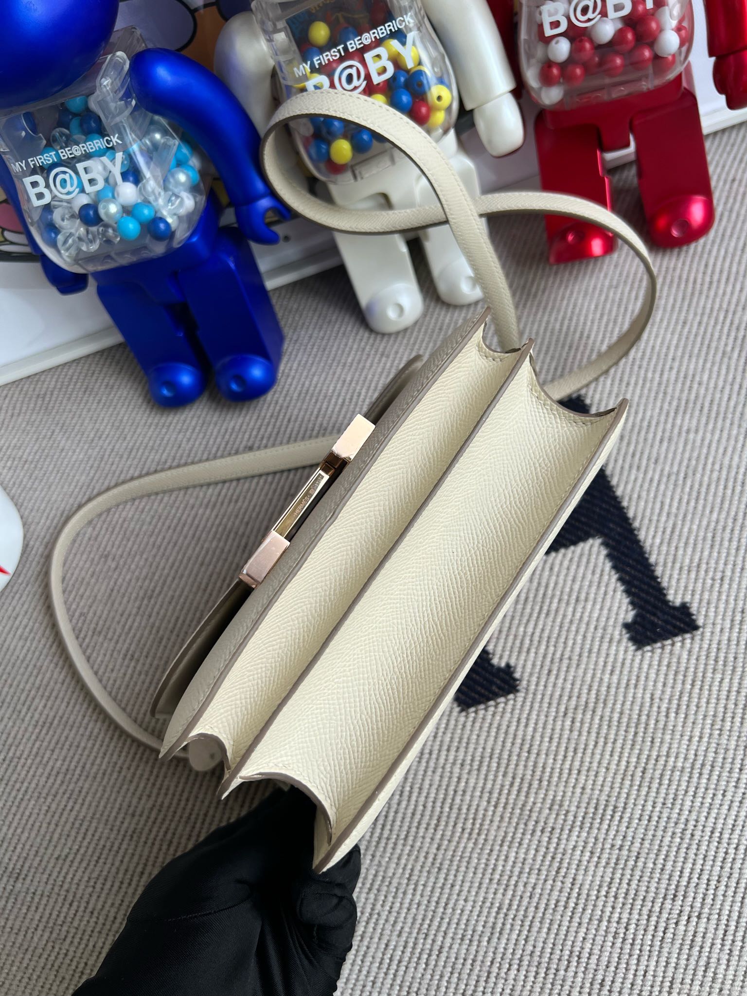 Hermès（爱马仕）Constance 康康 Epsom 原厂掌纹皮 ck10 奶昔白 Craie 玫瑰金扣 18cm 顶级手缝