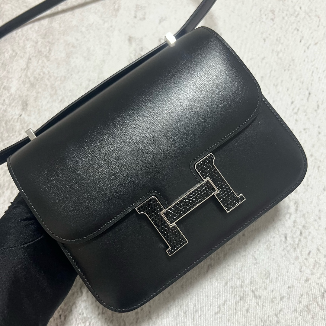 Hermès（爱马仕）Constance 康康 Boxcalf ck89 黑色 Noir 黑色蜥蜴扣 银扣 GHW 18cm 顶级手缝