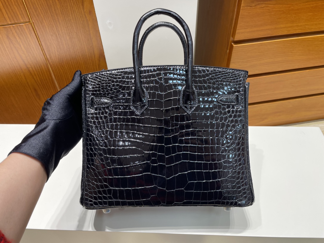 Hermès（爱马仕）Birkin 铂金包 Porosus shiny 亮面鳄鱼 ck89 黑色 Noir 金扣 25cm 顶级手缝