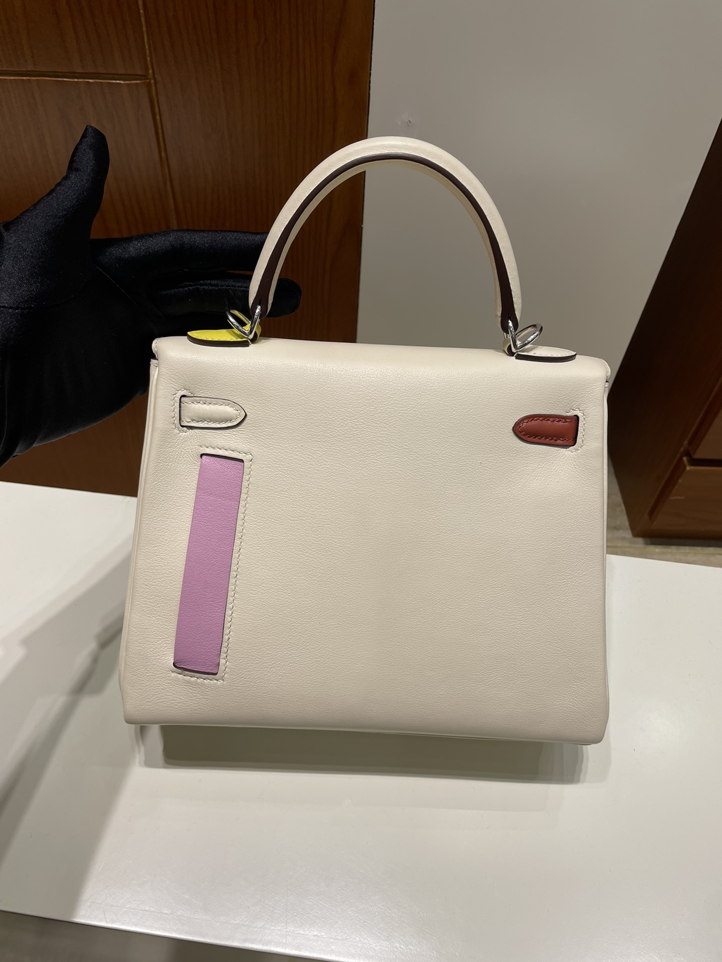 Hermès（爱马仕）kelly 凯莉包 Swift 口袋包 奶油白 nata 银扣 PHW 25cm 顶级手缝