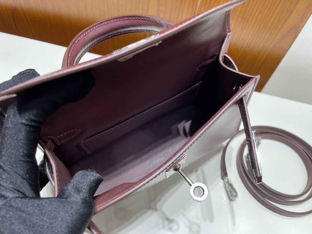 Hermès（爱马仕）Mini kelly 迷你凯莉 Boxcalf 酒红色 银扣 phw 顶级手缝 19cm