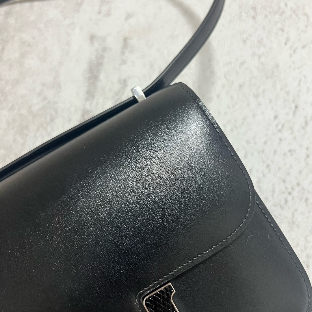 Hermès（爱马仕）Constance 康康 Boxcalf ck89 黑色 Noir 黑色蜥蜴扣 银扣 GHW 18cm 顶级手缝