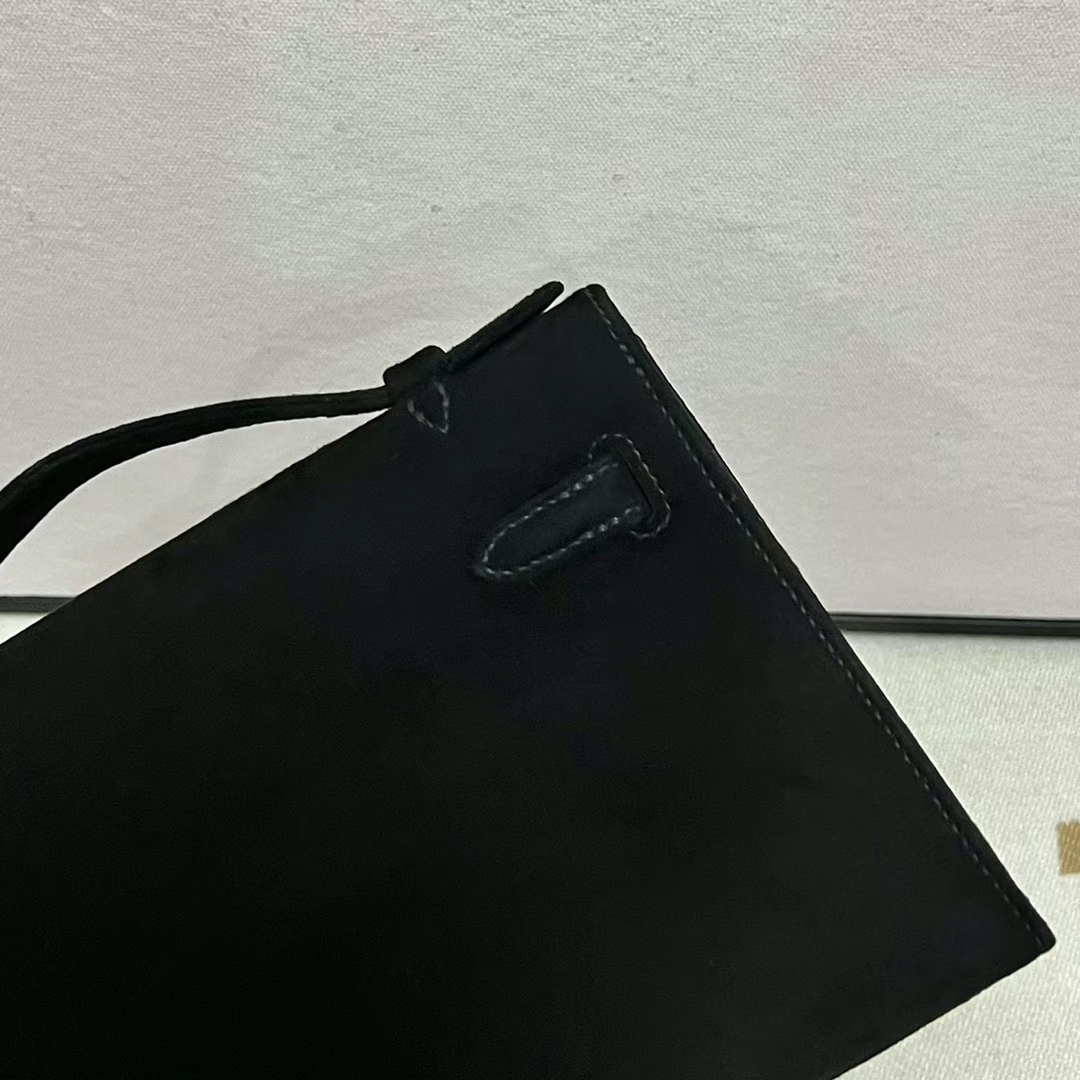Hermès（爱马仕）Mini Kelly Pochette Suede 麂皮 Ck89 黑色 银扣 22cm 全手工蜡线缝制